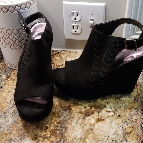 carlos santana wedges